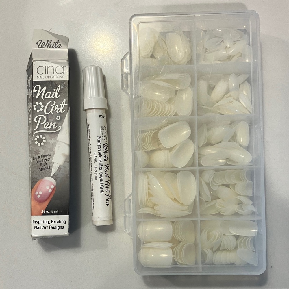 White Nail Art Pen and Tips Set